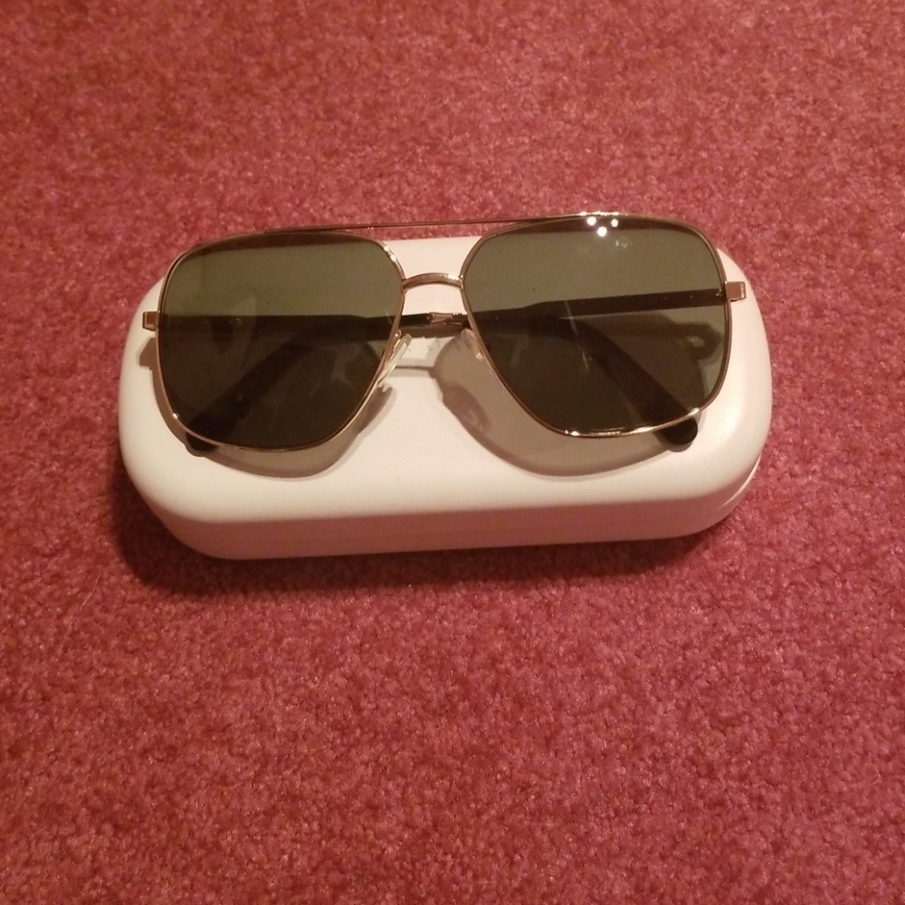 Marc Jacob's sunglasses